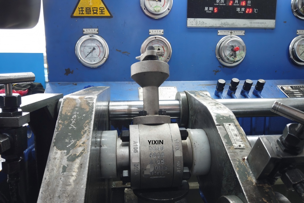 STEM EXTENSION BALL VALVE 600#
